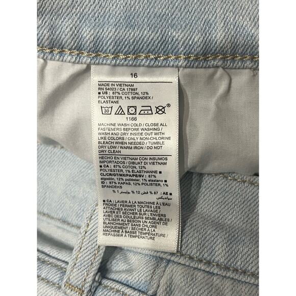 Old Navy Extra High-Waisted Button-Fly Sky-Hi Straight Cut-Off Jeans SIZE 16 - Picture 5 of 6